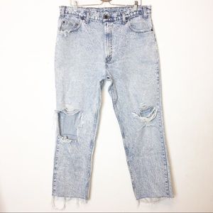 Vintage 90s Levis Baggy Destroyed Jeans